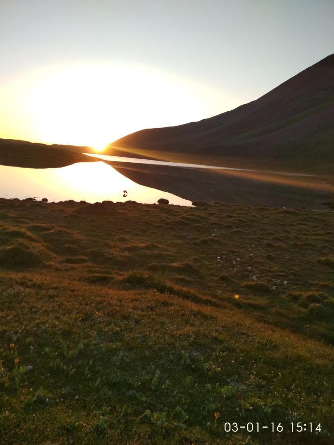 Pamir Nomad Yurt Camp Hotel Kara-Kavak Buitenkant foto