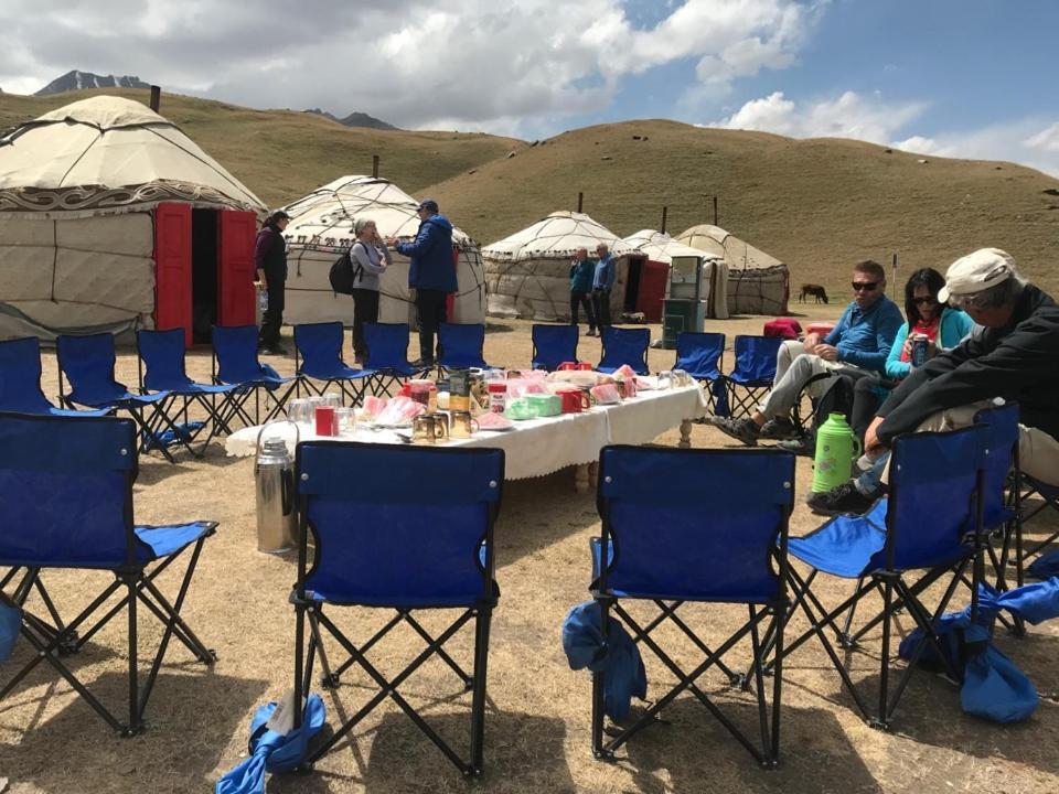 Pamir Nomad Yurt Camp Hotel Kara-Kavak Buitenkant foto